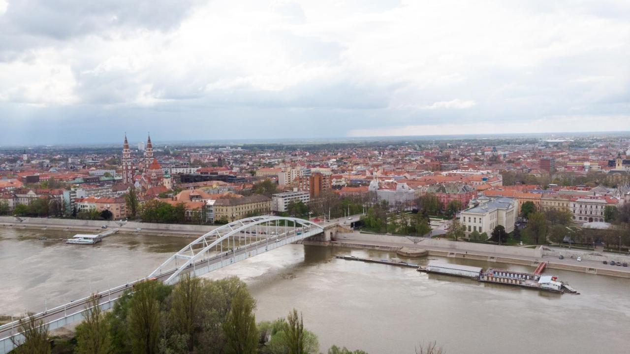 Tisza Gyoengye Apartmanok Szeged Eksteriør bilde