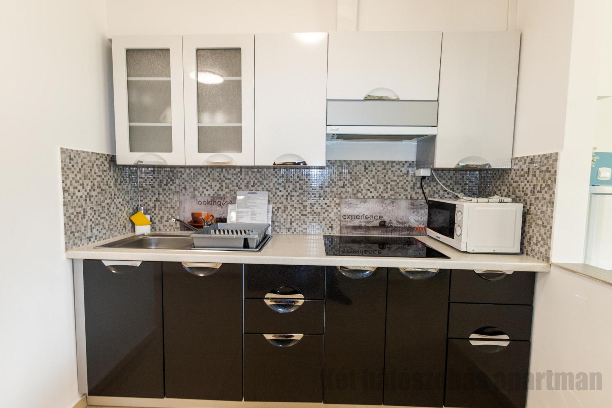 Tisza Gyoengye Apartmanok Szeged Rom bilde